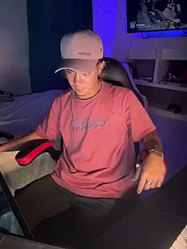 AngelLatinBoy online show from March 25, 2026, 2:33 am