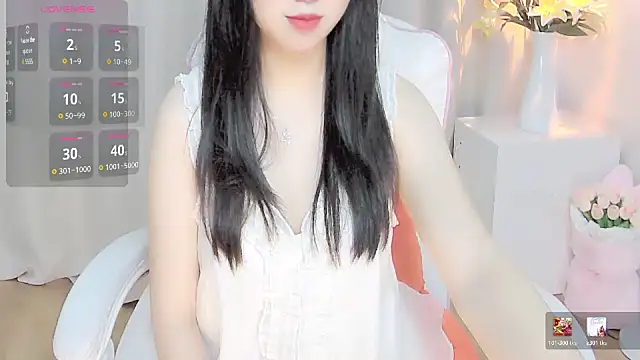 Sweet-Shuna online show from April 15, 2026, 2:06 am