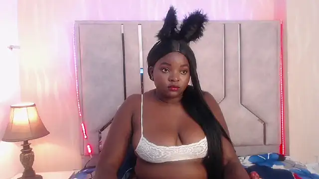 SaraThomass online show from April 2, 2026, 12:12 pm