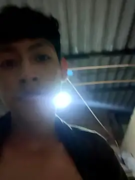 ElchicoX01 online show from March 8, 2026, 11:41 pm