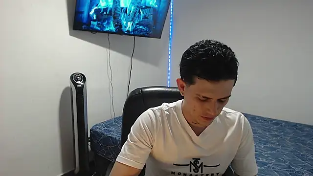 JUAN CAMILOXXX online show from March 9, 2026, 2:59 am