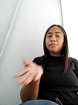 iiamsara2 online show from March 12, 2026, 6:45 pm