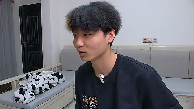 icecream-002 online show from March 12, 2026, 10:30 am