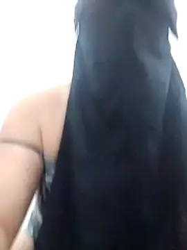 Snapshot of Fati-180 chatting on March 14, 2026, 8:59 pm Fati-180 online show from March 14, 2026, 8:59 pm