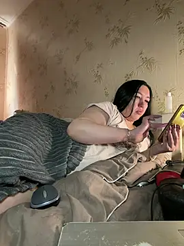 Snapshot of Besthot_2026 chatting on March 22, 2026, 10:28 am Besthot 2026 online show from March 22, 2026, 10:28 am