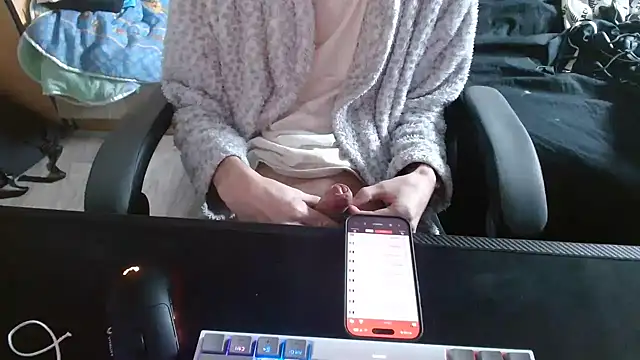 raisse1 online show from March 11, 2026, 9:47 am