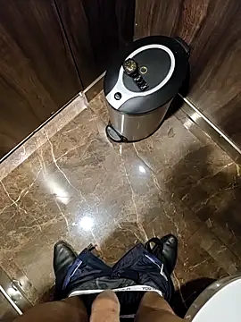 Andrealexander30 online show from April 23, 2026, 10:00 am