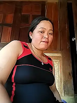 Min-in online show from April 20, 2026, 9:23 am