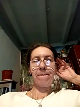 Tania9876 online show from April 2, 2026, 9:21 pm