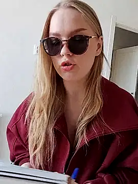 LittleForestELF2 online show from March 24, 2026, 8:03 am