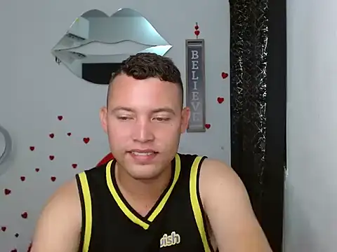 Snapshot of sven_fox723 chatting on May 5, 2026, 12:30 pm sven fox723 online show from May 5, 2026, 12:30 pm