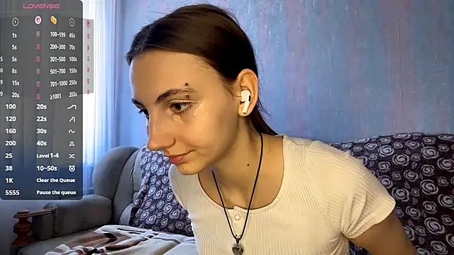 AlisaBloom online show from March 29, 2026, 9:55 am