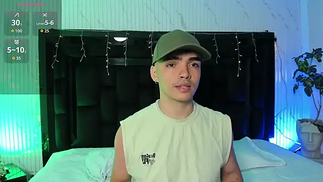 NicoKinggs  online show from March 16, 2026, 12:31 pm