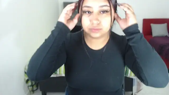 candymorena69 online show from May 21, 2026, 12:46 pm