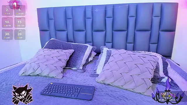 Lumiere-Eclipse online show from April 11, 2026, 7:50 pm