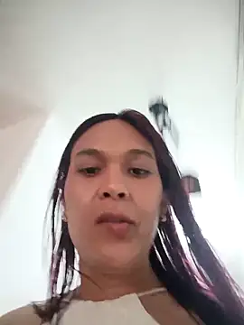 Alisson-Miller online show from April 18, 2026, 8:20 pm