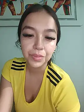 Kitty Loveee online show from June 27, 2026, 9:10 pm
