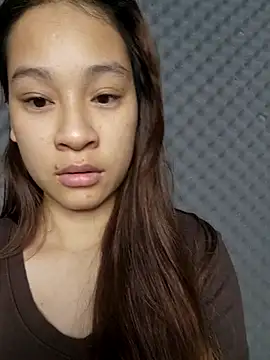 -Hicici- online show from April 5, 2026, 10:27 pm