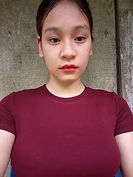 Snapshot of -Hicici- chatting on May 24, 2026, 12:43 am -Hicici- online show from May 24, 2026, 12:43 am