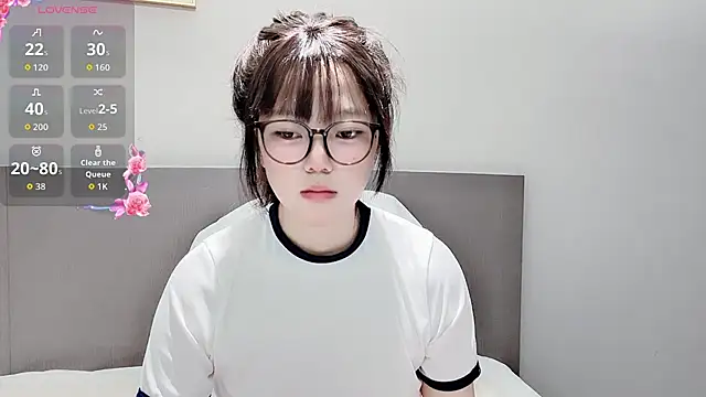 Snapshot of Lucky_zhizhi chatting on August 4, 2026, 4:50 am Lucky zhizhi online show from August 4, 2026, 4:50 am