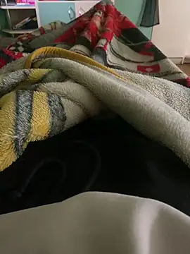 smallcoock online show from April 25, 2026, 11:57 am