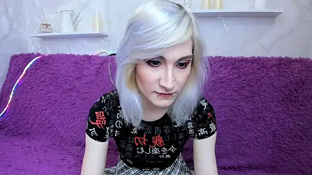 DianaBardot online show from April 3, 2026, 9:27 am