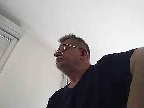 oura online show from June 3, 2026, 6:58 am