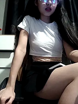 Snapshot of Rina_333 chatting on March 10, 2026, 1:26 pm Rina 333 online show from March 10, 2026, 1:26 pm