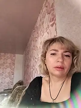 NataLilu826 online show from April 14, 2026, 6:18 am