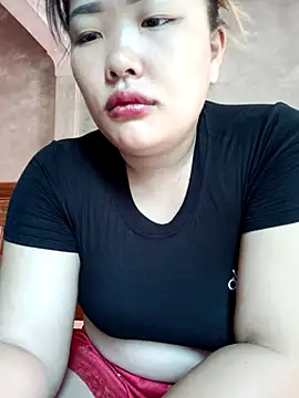 Snapshot of Irene-01 chatting on May 18, 2026, 7:46 am Irene-01 online show from May 18, 2026, 7:46 am