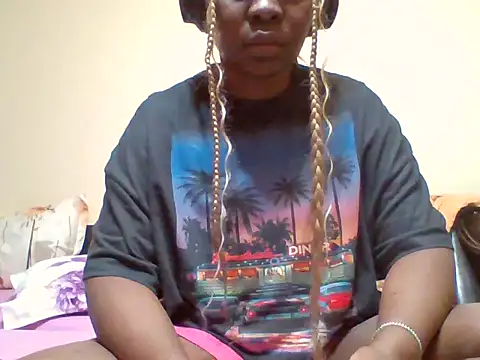 melaninebony2 online show from April 24, 2026, 6:59 am