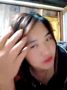 YAONIKUTE online show from April 22, 2026, 9:43 pm