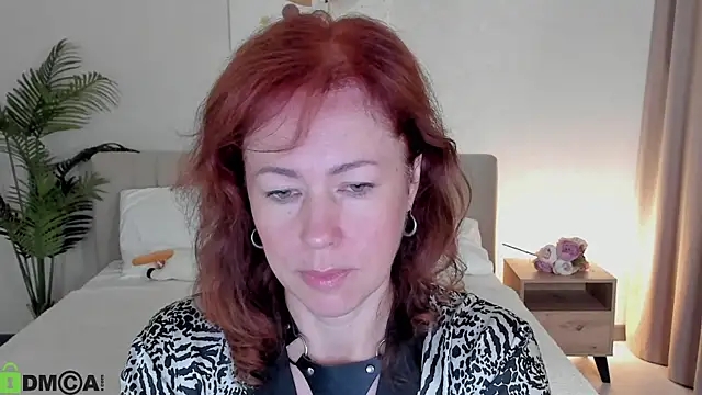 Snapshot of LeticiaRomano chatting on May 9, 2026, 4:27 am LeticiaRomano online show from May 9, 2026, 4:27 am