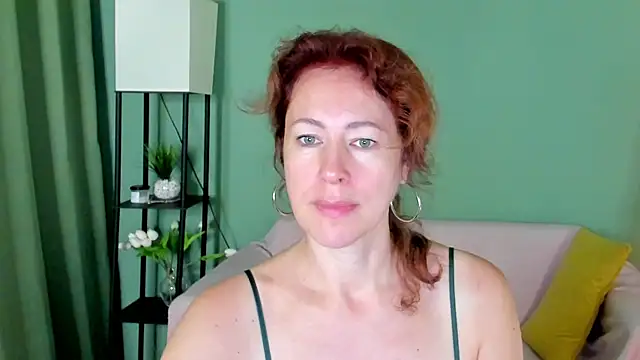 Snapshot of LeticiaRomano chatting on July 30, 2026, 4:00 am LeticiaRomano online show from July 30, 2026, 4:00 am