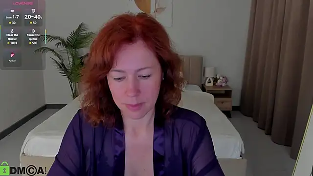 Snapshot of LeticiaRomano chatting on May 7, 2026, 4:06 am LeticiaRomano online show from May 7, 2026, 4:06 am