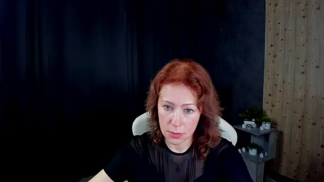 Snapshot of LeticiaRomano chatting on March 13, 2026, 2:00 pm LeticiaRomano online show from March 13, 2026, 2:00 pm