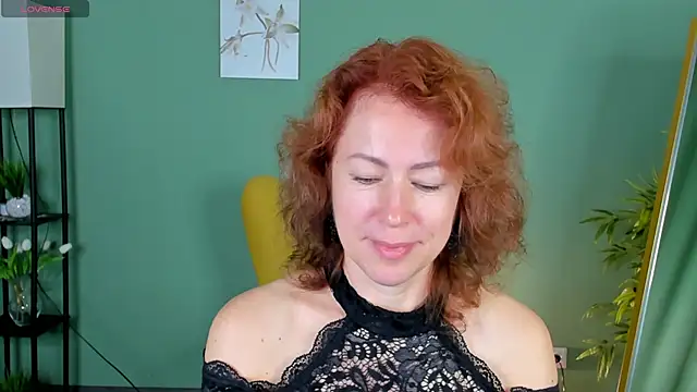 Snapshot of LeticiaRomano chatting on June 21, 2026, 4:07 am LeticiaRomano online show from June 21, 2026, 4:07 am