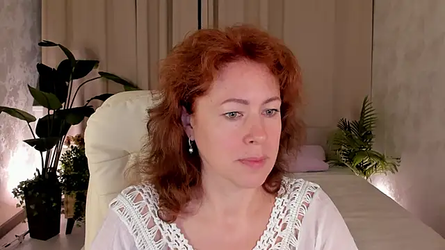Snapshot of LeticiaRomano chatting on June 4, 2026, 4:06 am LeticiaRomano online show from June 4, 2026, 4:06 am
