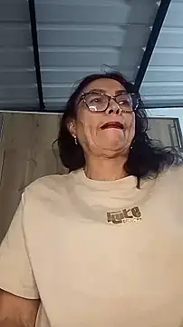 Snapshot of HOT_LATINA20 chatting on July 29, 2026, 5:17 am HOT LATINA20 online show from July 29, 2026, 5:17 am