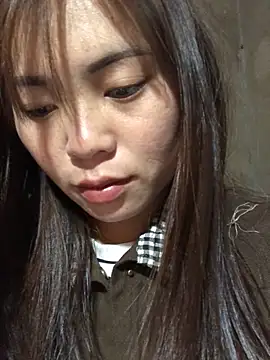 Snapshot of Akira-baby chatting on April 3, 2026, 12:28 am Akira-baby online show from April 3, 2026, 12:28 am