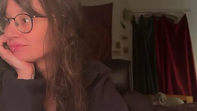 Snapshot of nyxo_ chatting on March 31, 2026, 11:07 pm nyxo online show from March 31, 2026, 11:07 pm