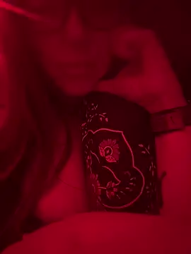 Snapshot of Astrid_XOXO chatting on March 11, 2026, 7:41 pm Astrid XOXO online show from March 11, 2026, 7:41 pm