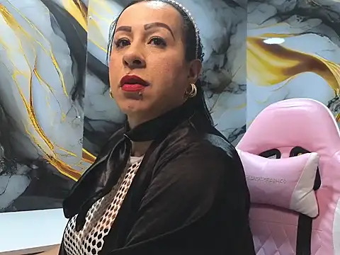 alis milf online show from March 11, 2026, 11:15 am