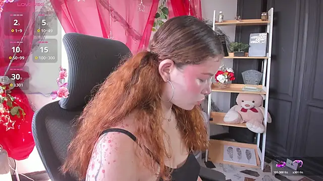 AphroditeSweett online show from April 22, 2026, 8:37 pm