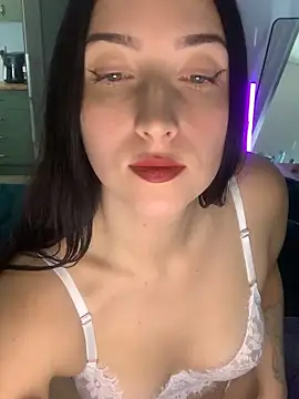 BADFOXXXY online show from March 22, 2026, 9:55 am