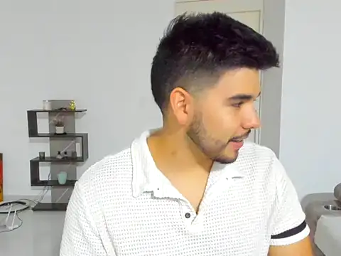 LatinBeardCali online show from March 28, 2026, 2:56 am