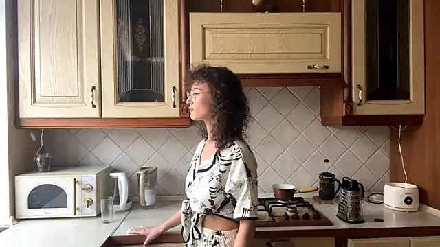 AngelesRavetto online show from March 19, 2026, 5:29 am