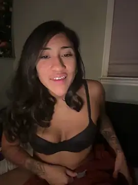 Snapshot of LatinaLoka chatting on May 9, 2026, 3:10 am LatinaLoka online show from May 9, 2026, 3:10 am