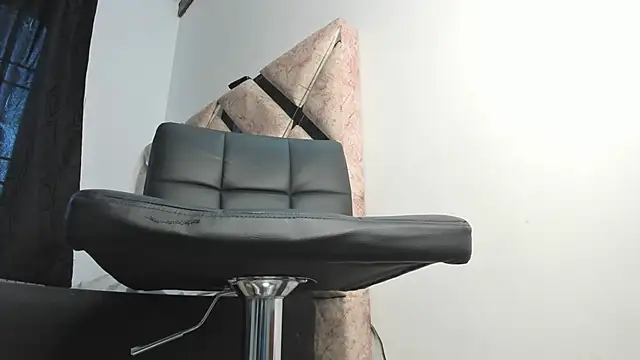 Snapshot of Madissonbeer_ chatting on April 24, 2026, 9:50 pm Madissonbeer online show from April 24, 2026, 9:50 pm