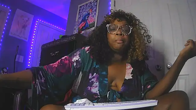 UriUniverse69 online show from June 16, 2026, 4:45 am